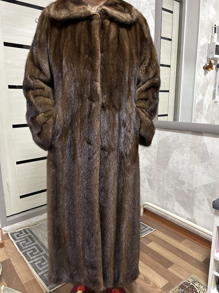 Продам норковую шубу б/у