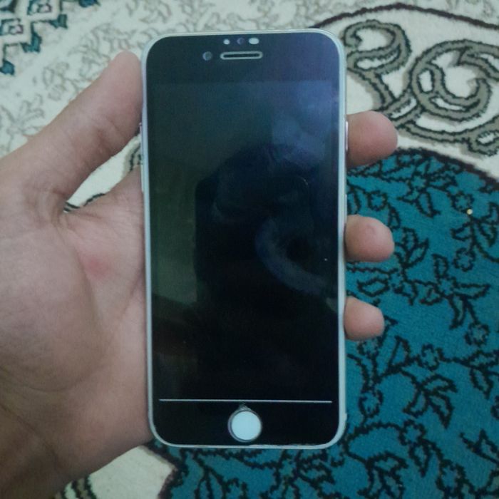 Iphone 7 sotiladi