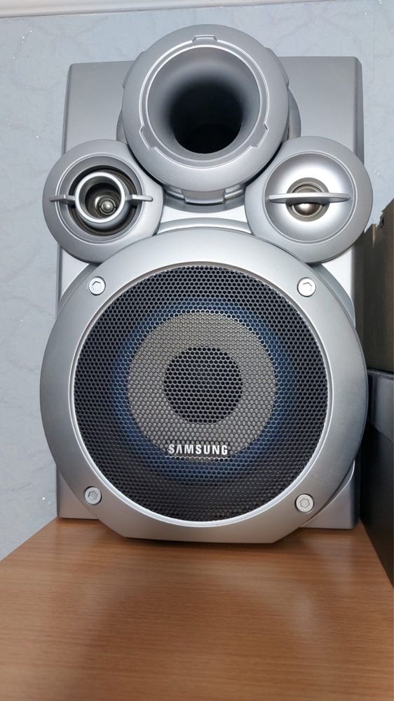 Музыкальный центр Samsung