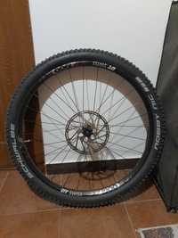 Roata spate DT Swiss E1900 29", 30 mm, boost 148 mm