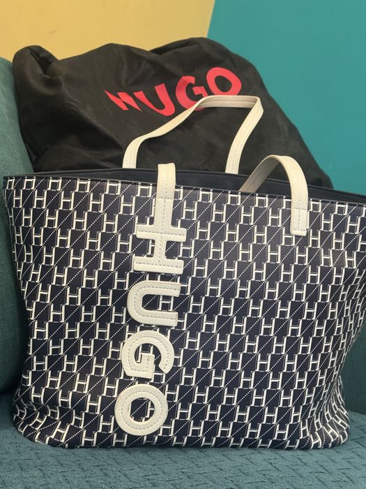 HUGO и Guess чанти