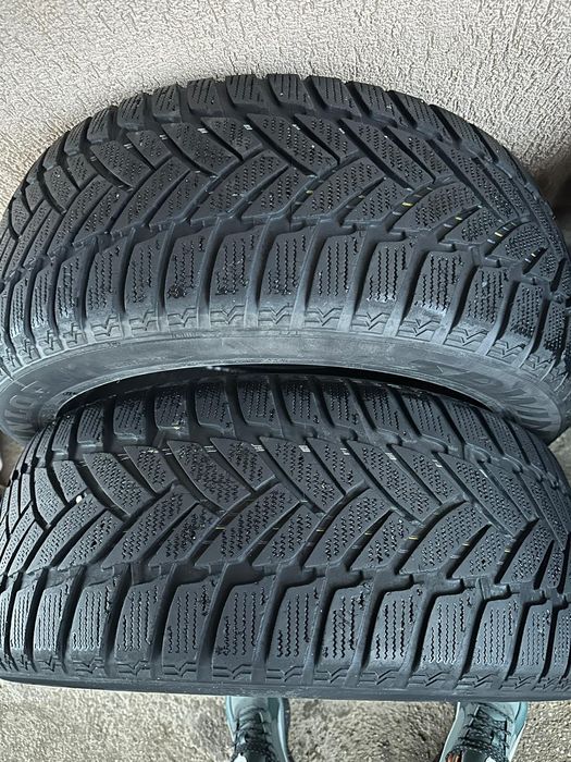 Vând 4 anvelope iarnă 245.50.r18