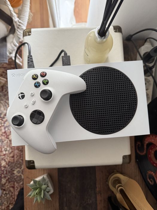 Xbox seria S în stare foarte bună