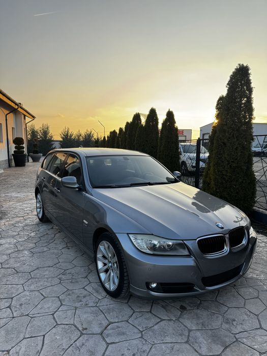 Bmw 320 xDrive e91 Lci 2010 Automat