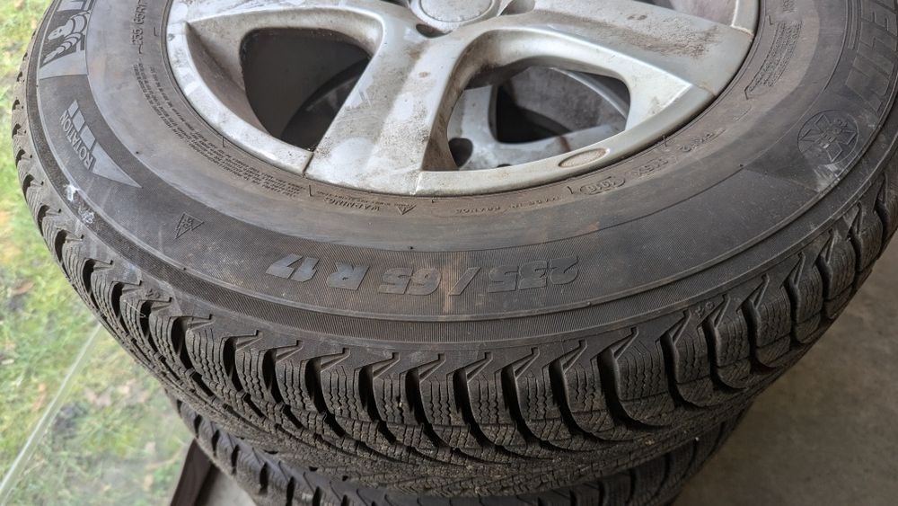 зимни гуми с джанти за subaru 17" 5х114 ET55 алуминиеви