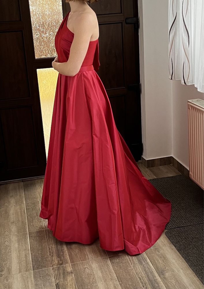 Rochie lunga rosie