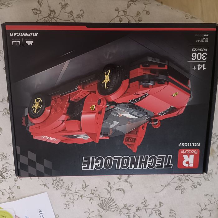 Reobrix Lego supermasina rosie 306 piese