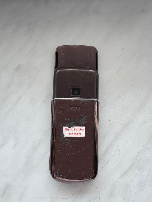 Vand Nokia saphire 8800
