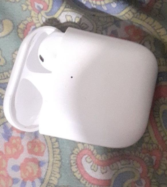 Продам наушники по 500 тг