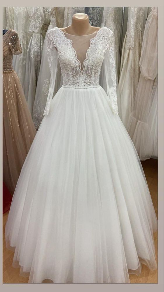 Свадебные платья 10.000тг