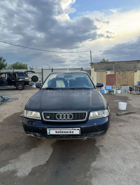 Только продажа  Ауди а4 1995 года