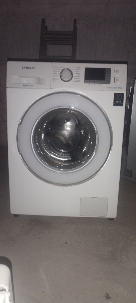 Продам стиральную машину 8 кг