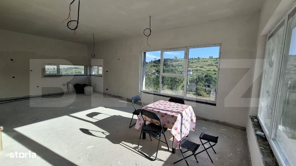 Casa pe un nivel, cu teren 2997 mp, panorama superba,Suceagu