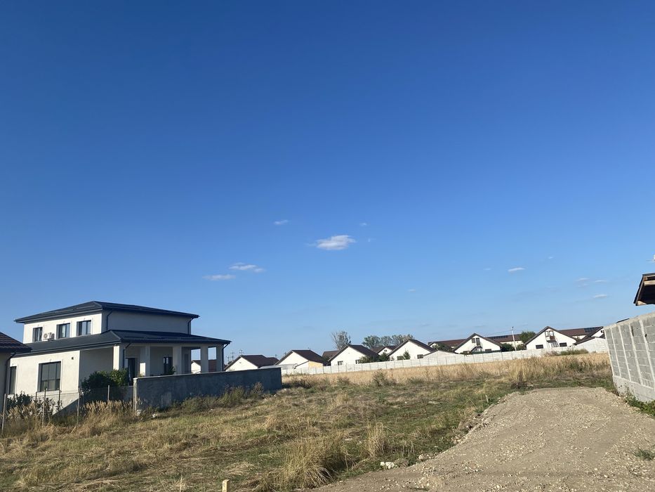 Loturi de teren intravilan Domnesti-Teghes, zona cartier nou de case.