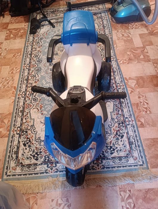 Детский мотоцикл сатылады