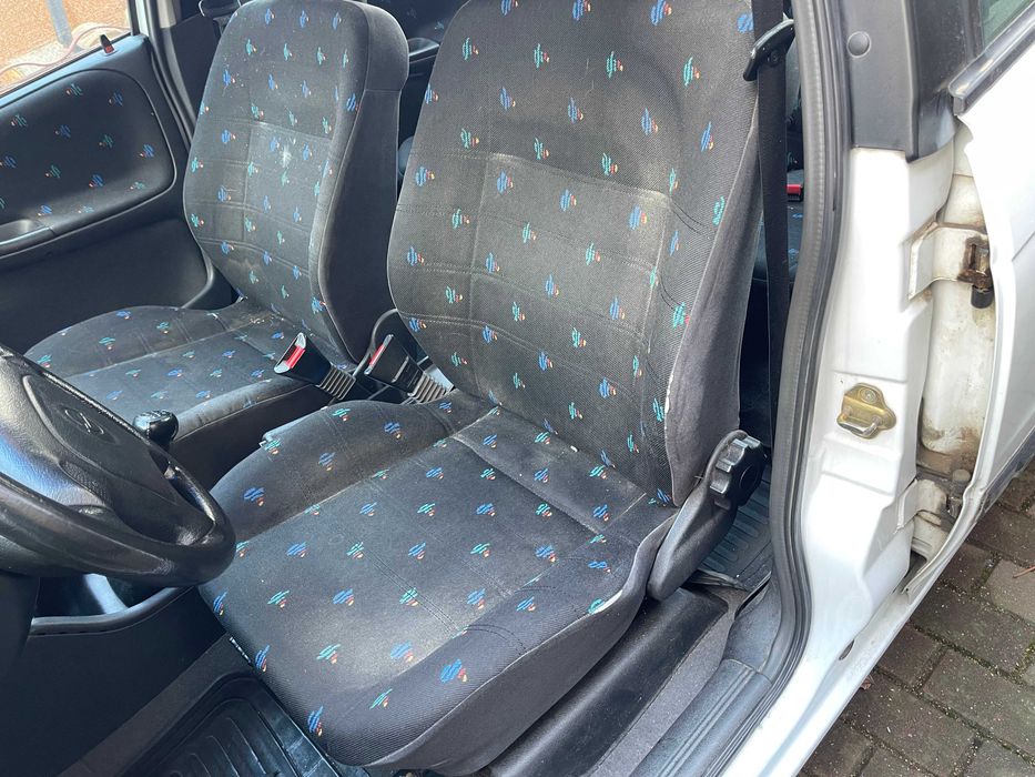 De vânzare Opel Astra F sedan 1,4 60 CP MT