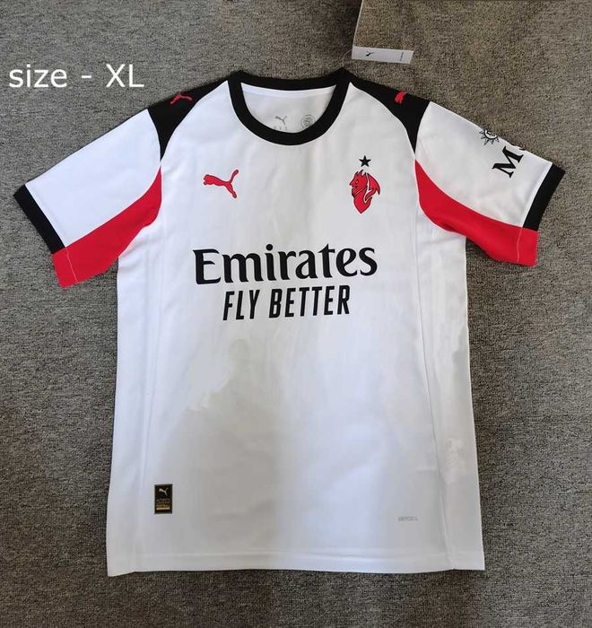 Тениски на Реал, Ливърпул, Милан, Байерн