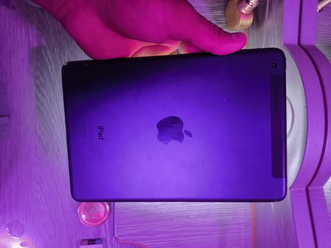 Ipad mini  planshet