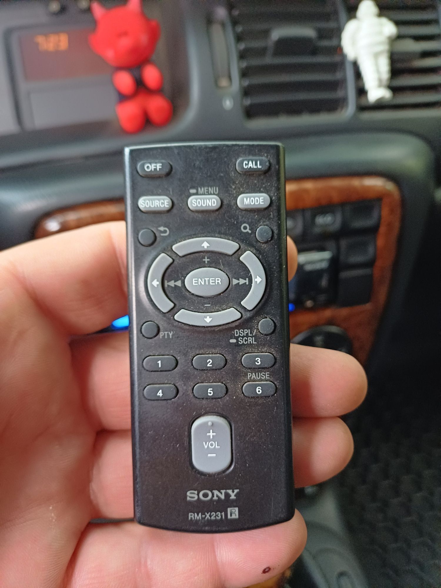 CD SONY USB AUX Сони графики