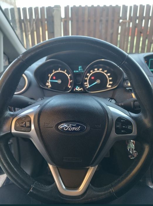 Vand Ford Fiesta 2014