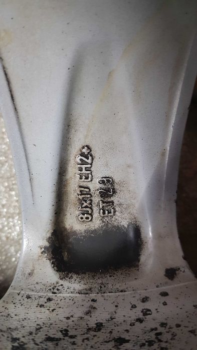 Джанти за BMW със зимни гуми Goodyear