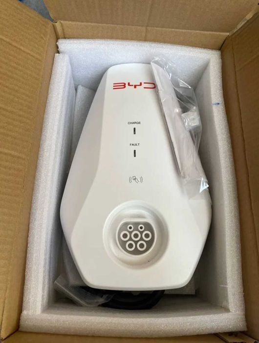 Byd zaryad 7kw yengi upakovkada