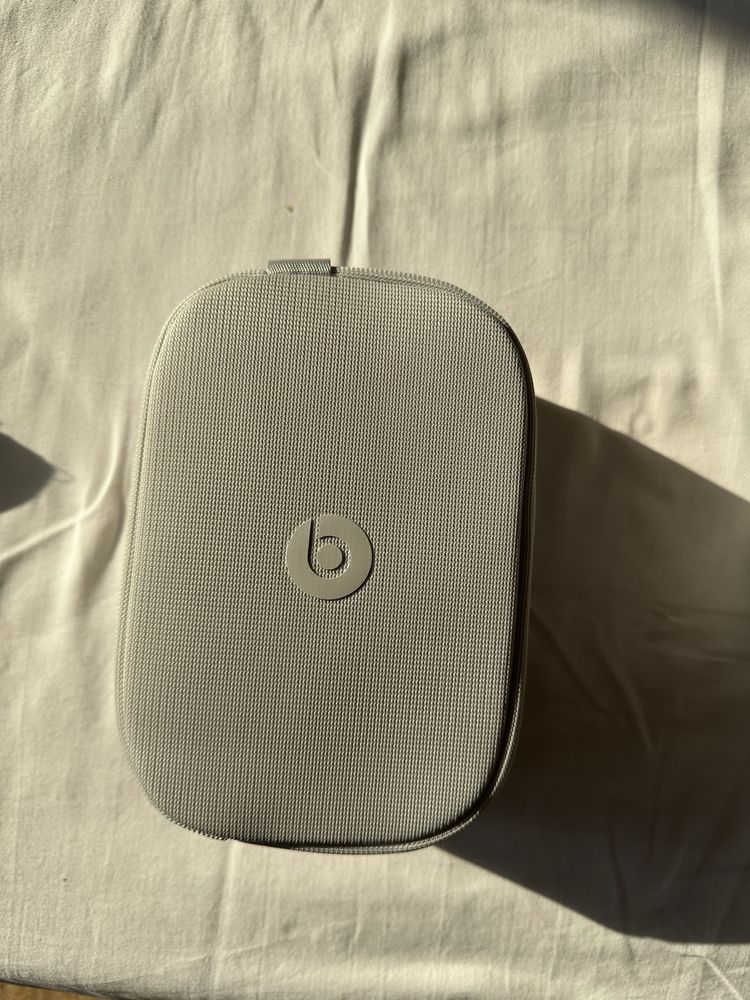 Apple Headphones Beats Studio Pro