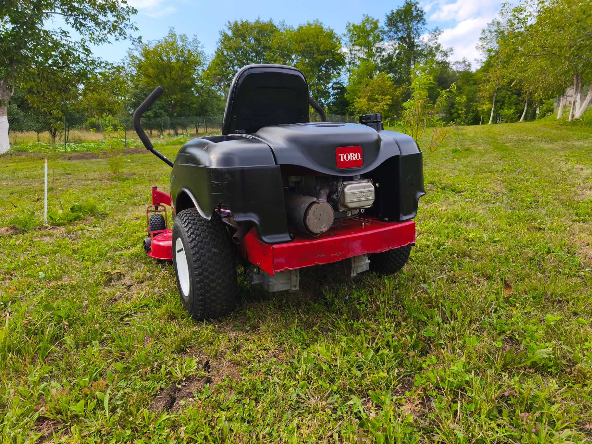 Toro Z turn Briggs Stratton tractoras de tuns iarba gazon profesional