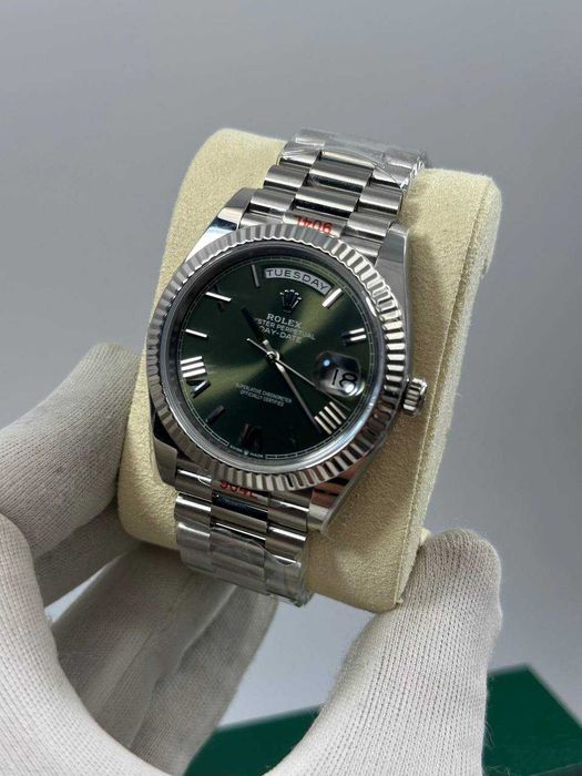Rolex Day-Date 40mm ref. 228239 - Green Roman Dial