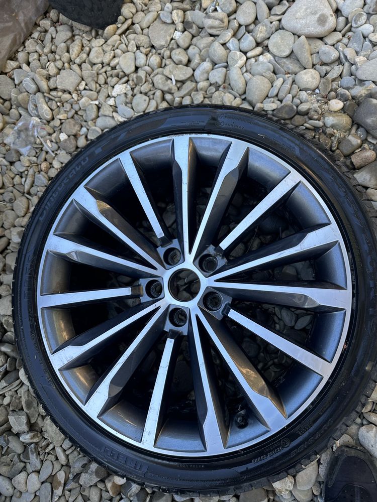 Jantă r 19 skoda superb 3.cod:3v0601025.a.q.