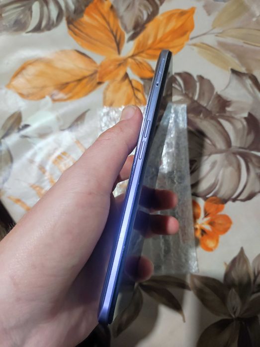 Realme 8i 8GB/128GB "Като Нов"