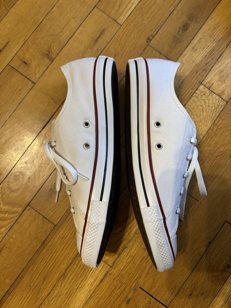 CONVERSE All Star Classics бял чисто нов