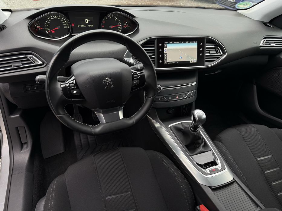 Peugeot 308 Allure 2.0 Blue-HDI 150cp, 08/2014, Euro6, LED, Navi, RATE