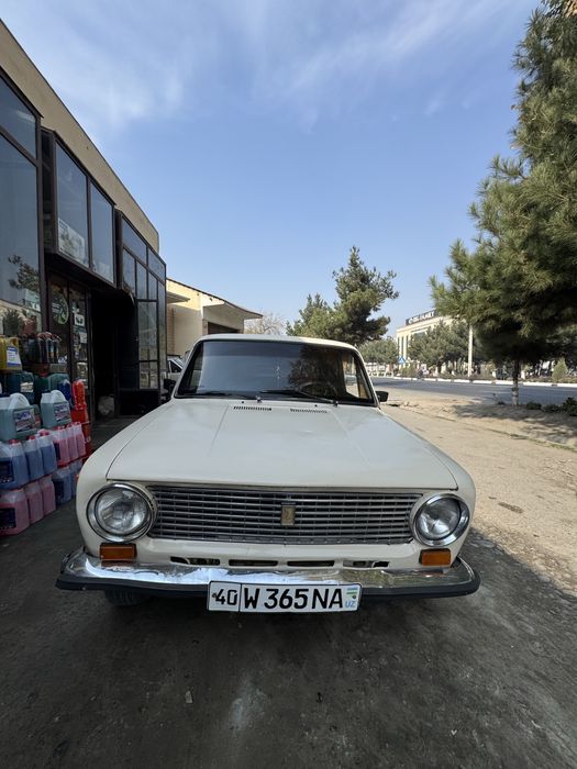Lada 2101 Sotiladi moshina naxadu