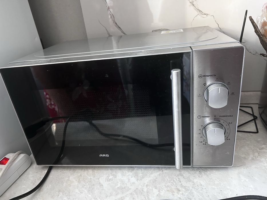 Продам микроволновую печь