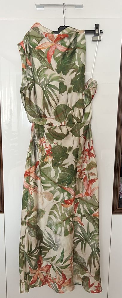 Rochie noua Zara, midi ,tropical print, mar S
