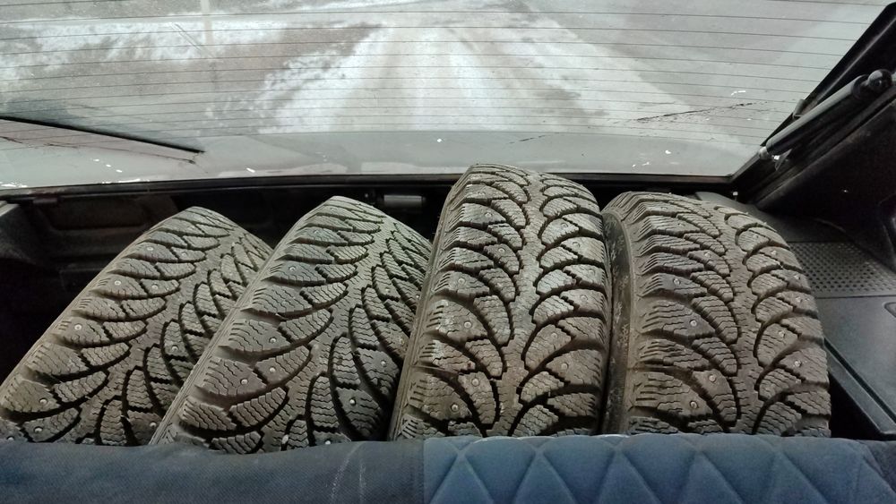 Продам зимний комплект