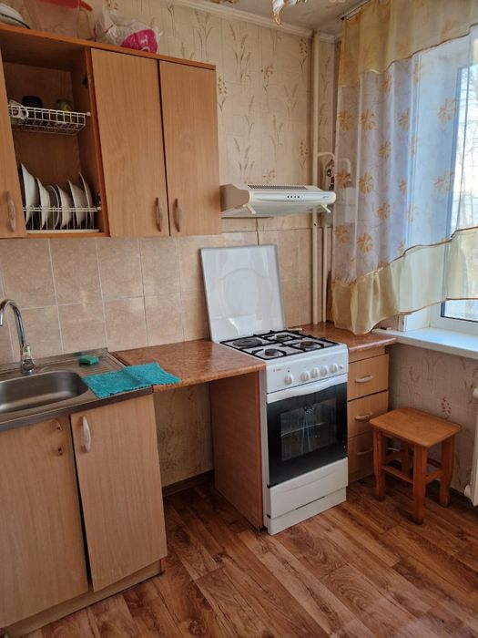 Сдам 2 ком квартиру в районе Уюта