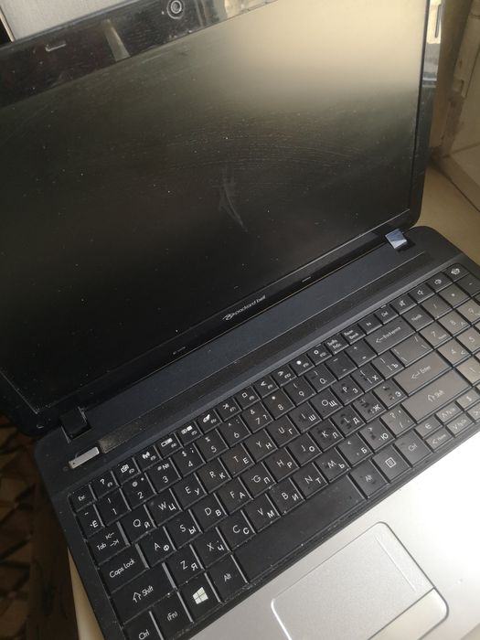 Ноутбук продам Packard Bell 15.6