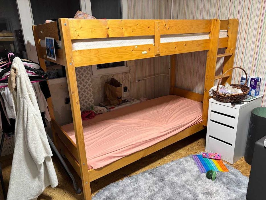 Двуетажно легло 200х90 JYSK