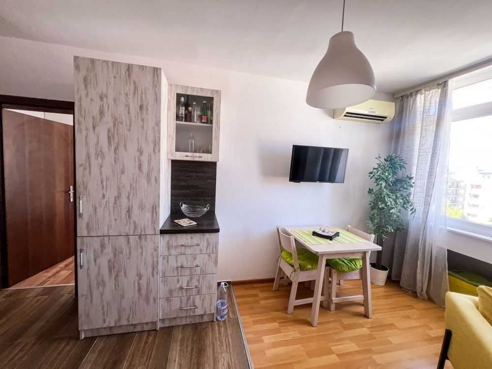 Продава се Двустаен апартамент в к.к. Слънчев бряг - 57 кв.м за 1176 €/кв.м - Снимка #3