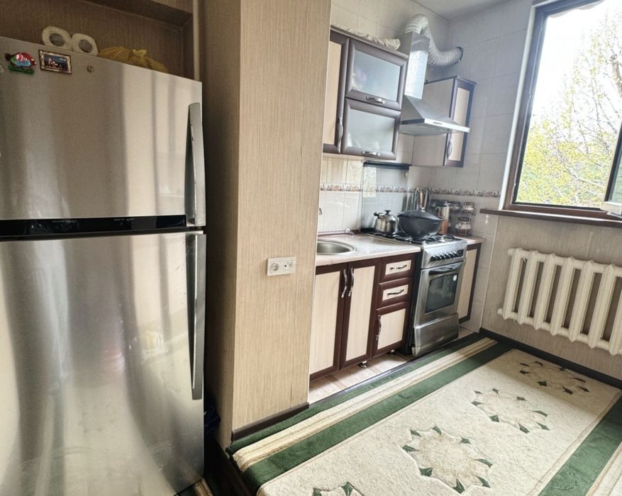 Юнусабад 4, 4/3/4 КиРпИч Неторец Балкон 6 на 2 ЧаСтИчНо МеБеЛиРоВаНнАя