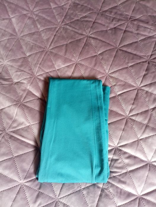 Клин.  еластичен