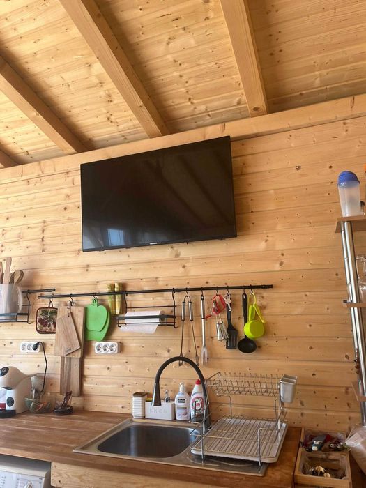 Продаваме Каравана Вечно Лято - Къмпинг Созопол Еко