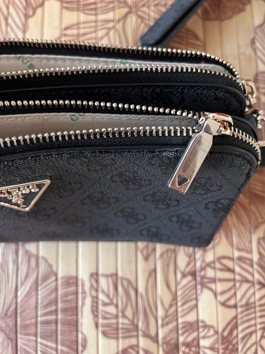 Нова чантичка Guess