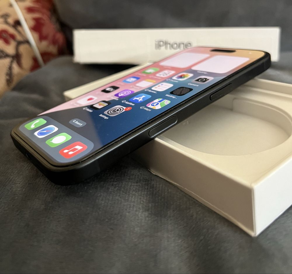 Iphone 16 128GB 100% Батерия Перфектен