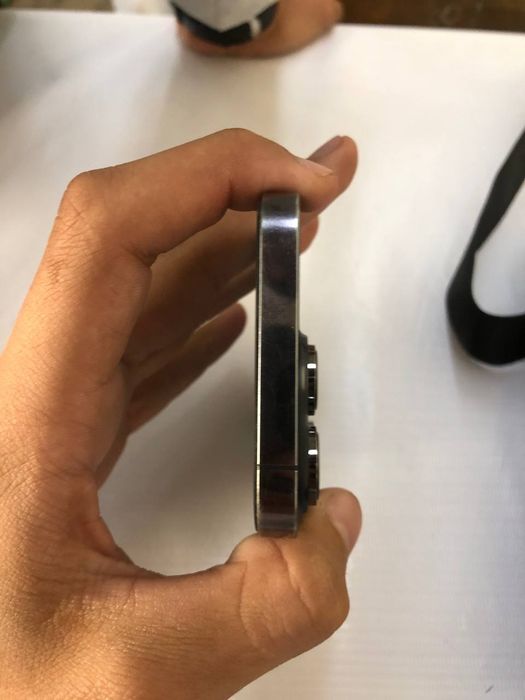 Iphone 14 pro purple