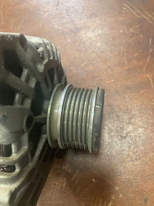 Renault clio 4 2015година 1.5dci Динамо