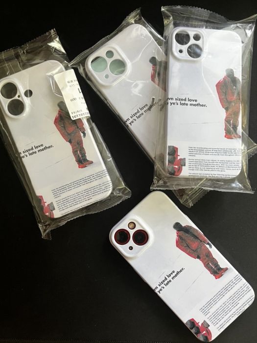 Чехол Kanye для iPhone