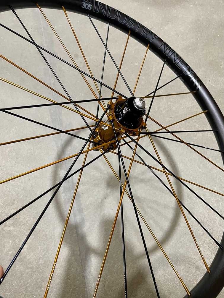 NOU! Set roti INDUSTRY NINE Dirt Jump 26" Hydra Bronze
